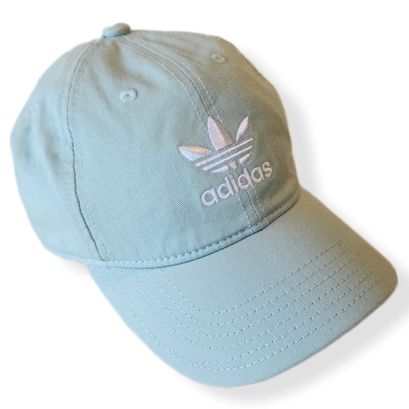 adidas Originals Accessories - NWOT ✅️ Adidas Strap-back Hat